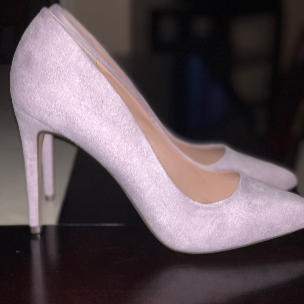 Suede pumps